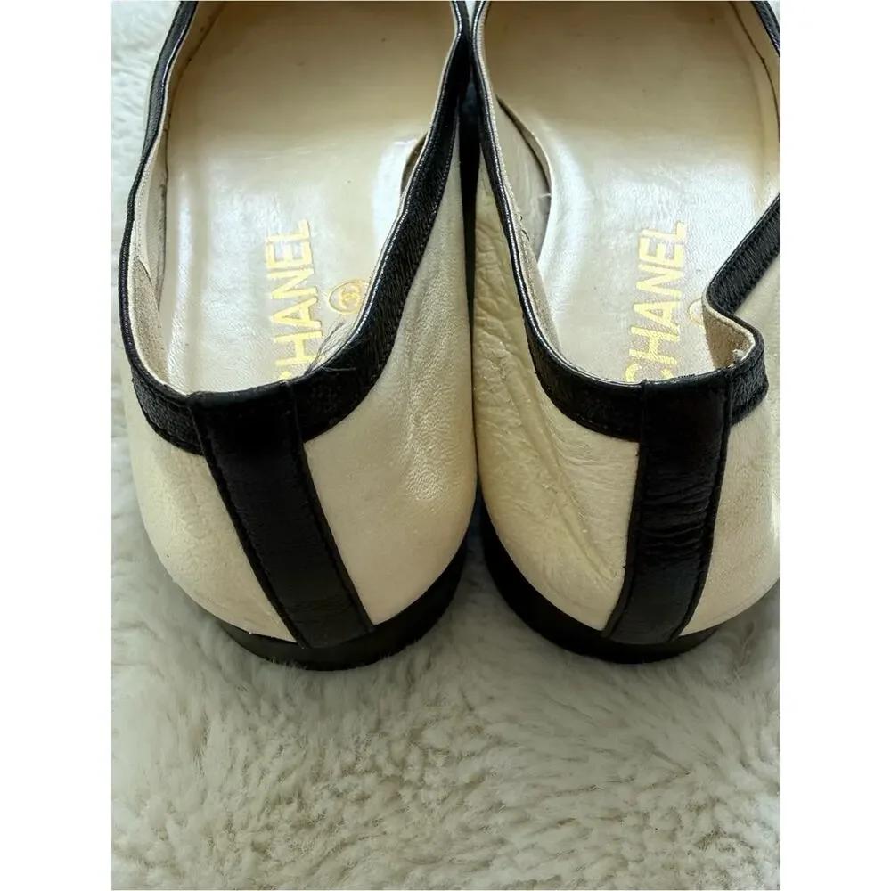 CHANEL women ballet shoes black/white size 36 EU Authentic